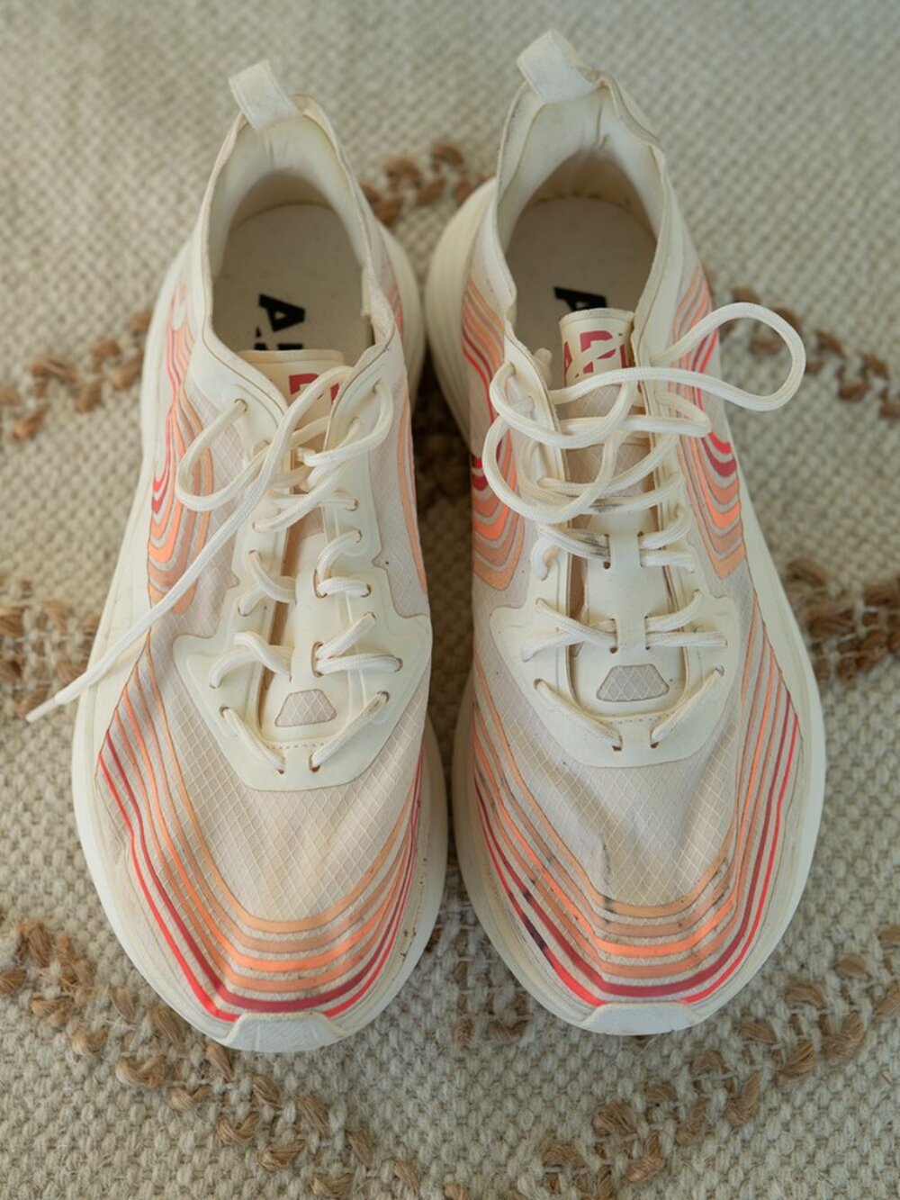 APL Women's Streamline Sneakers Shoes size 8.5 Plz see photos New $350